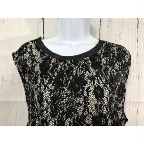 Who What Wear Black and White Lace Tank Top - Picture 3 of 5